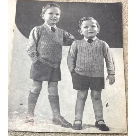 Vintage 1940s Beehive Knitting Pattern Book Two To Six Years - Picture 13 of 16